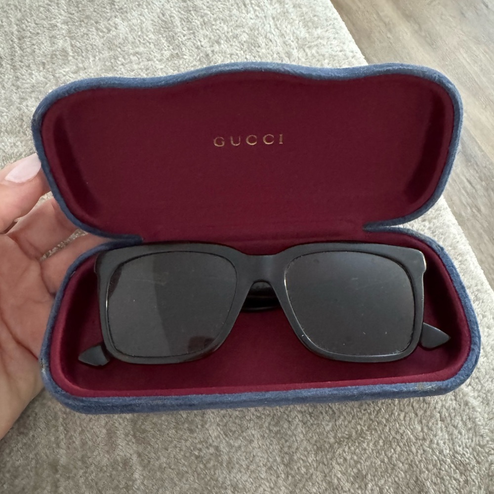 Gucci Black Sunglasses with Burgundy Case